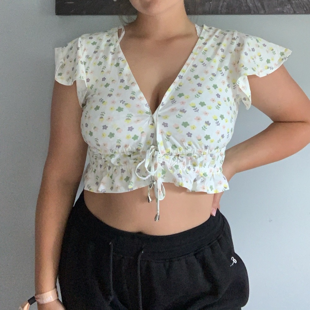 women’s cropped dress shirt